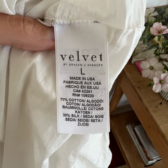 Velvet Jacqueline Puff Sleeve Dress - Picture 5 of 7